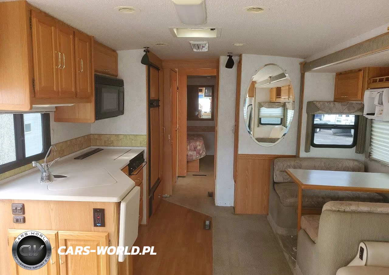 2003 Winnebago Adventurer Rv VIN:5B4MP67G333361945 - 6