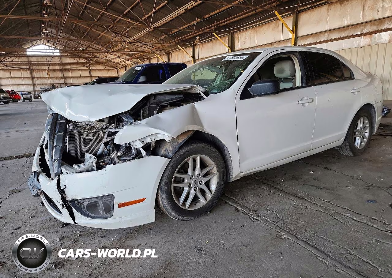 2011 Ford Fusion S – zdjęcie 1 z 12