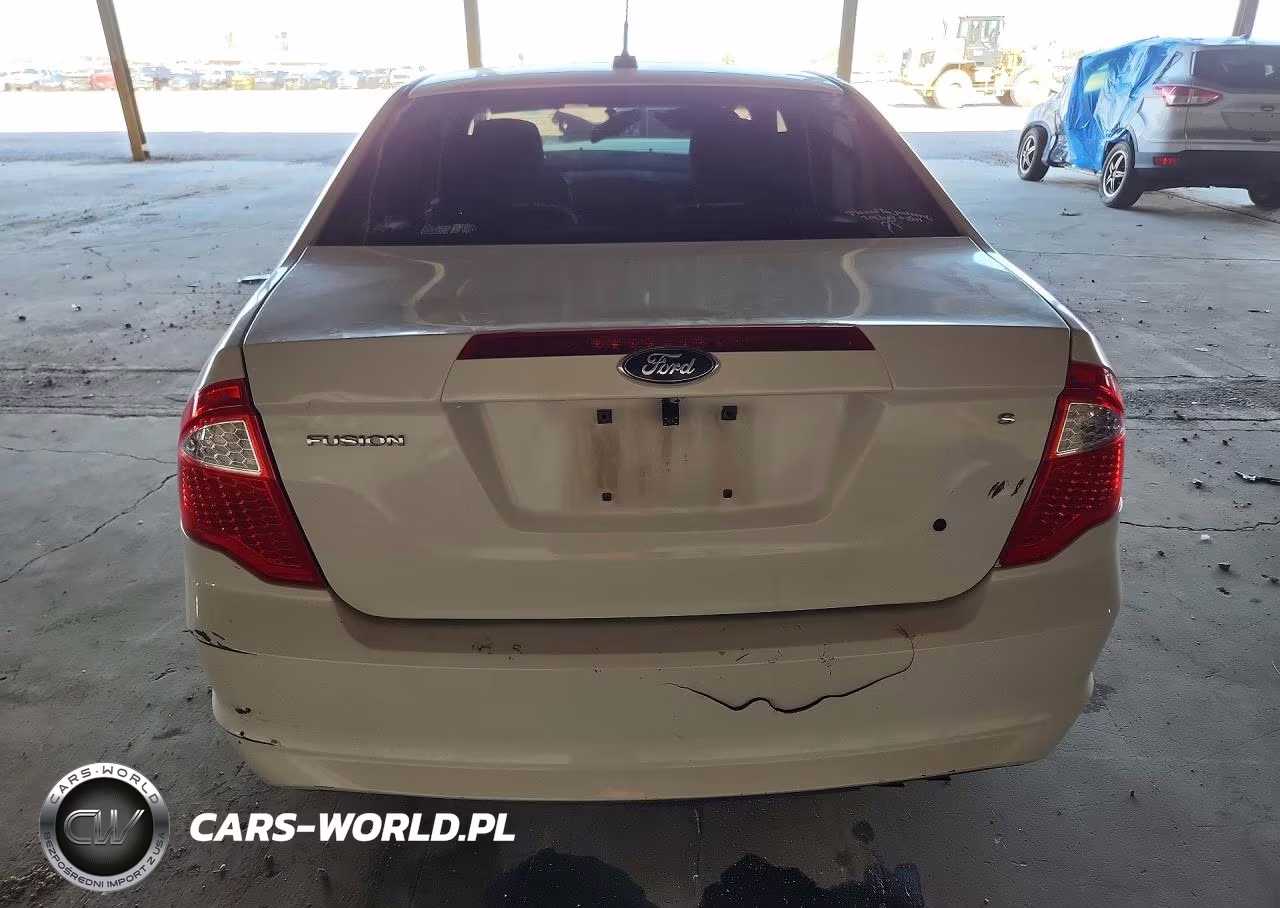 2011 Ford Fusion S VIN:3FAHP0GA7BR246291 - 6