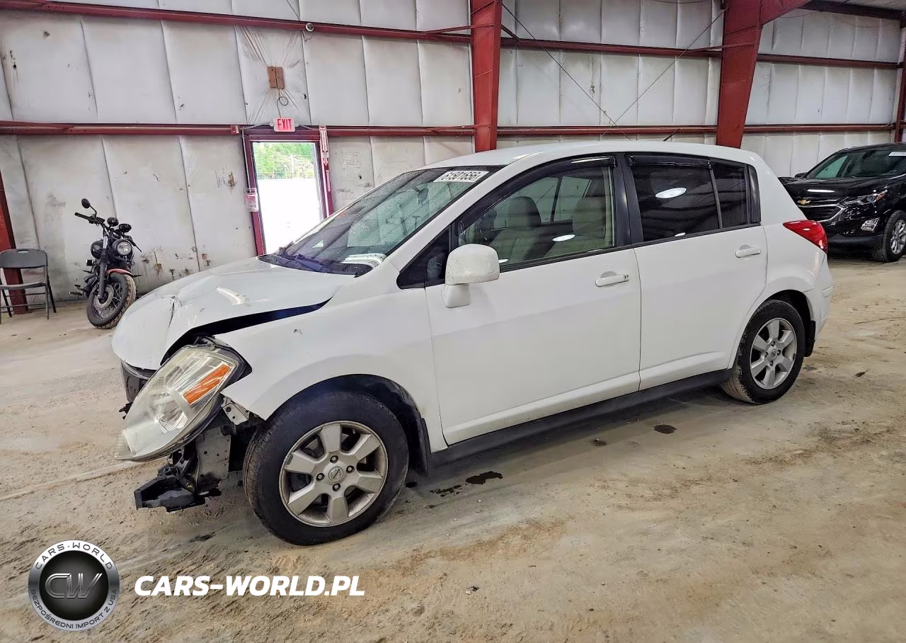 2009 Nissan Versa 1.8 S