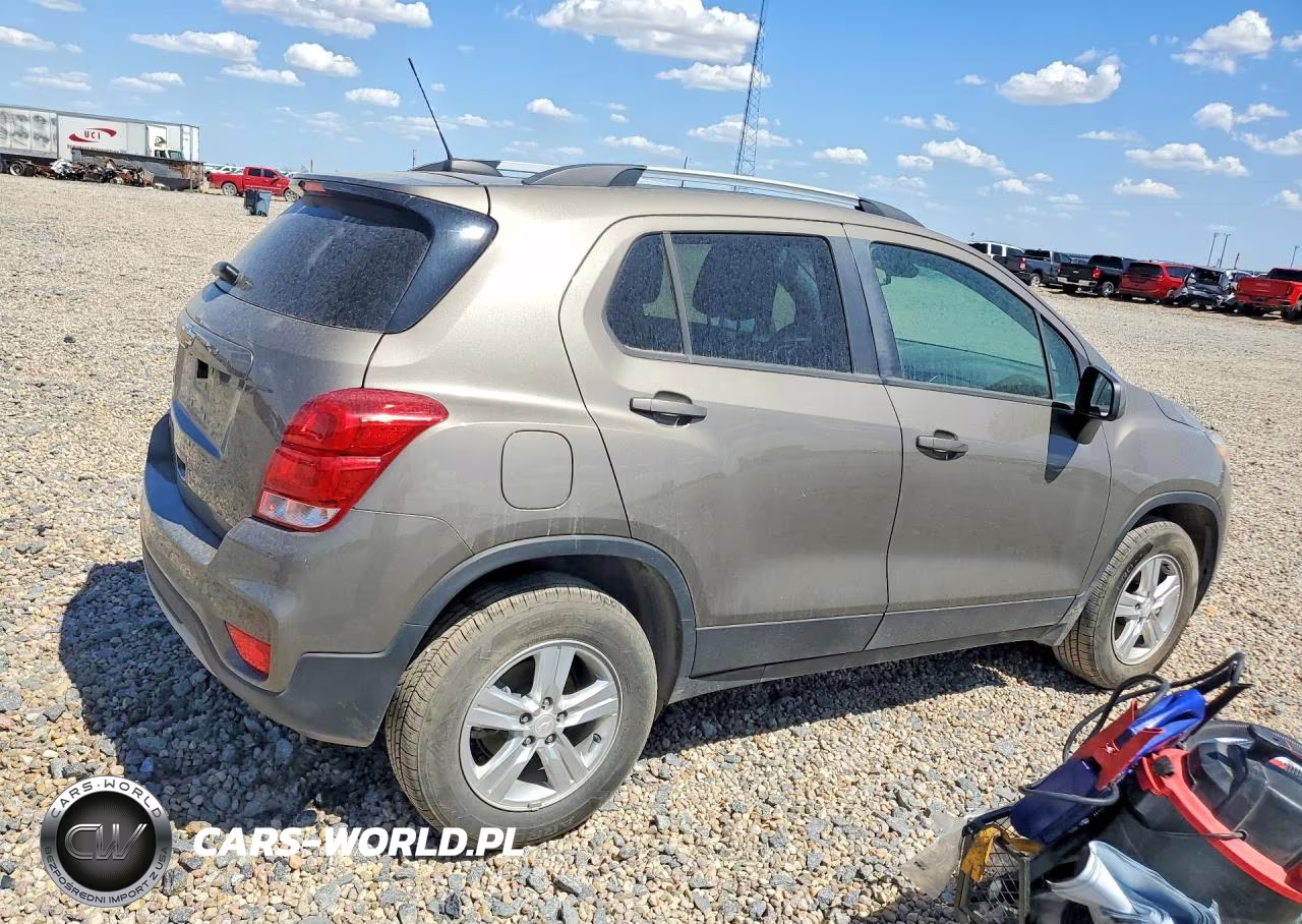 2021 Chevrolet Trax 1Lt VIN:KL7CJPSB1MB352643 - 3