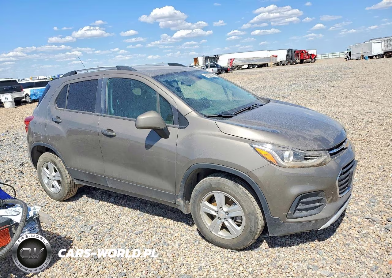 2021 Chevrolet Trax 1Lt VIN:KL7CJPSB1MB352643 - 4