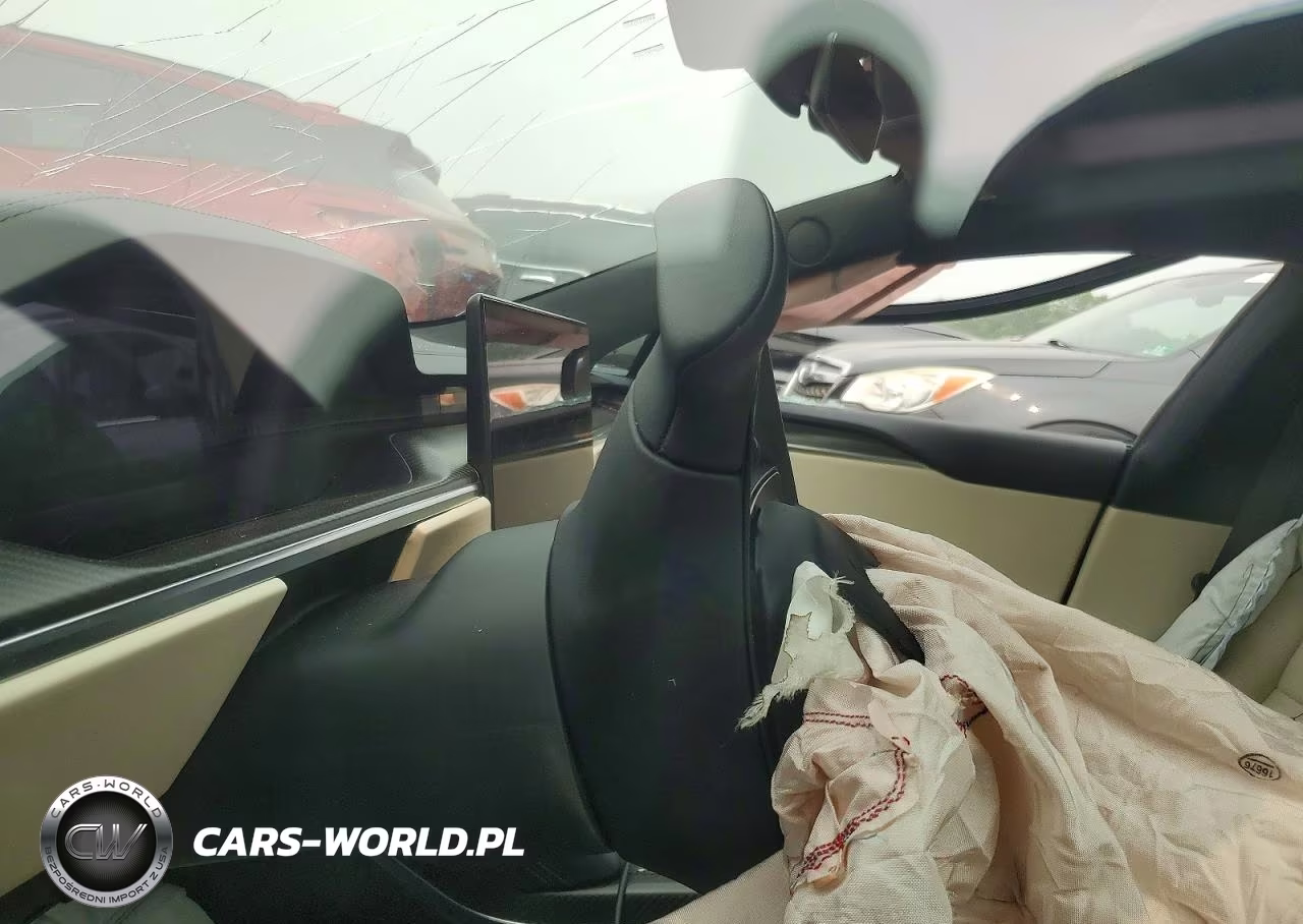 2021 Tesla Model S VIN:5YJSA1E65MF444085 - 9