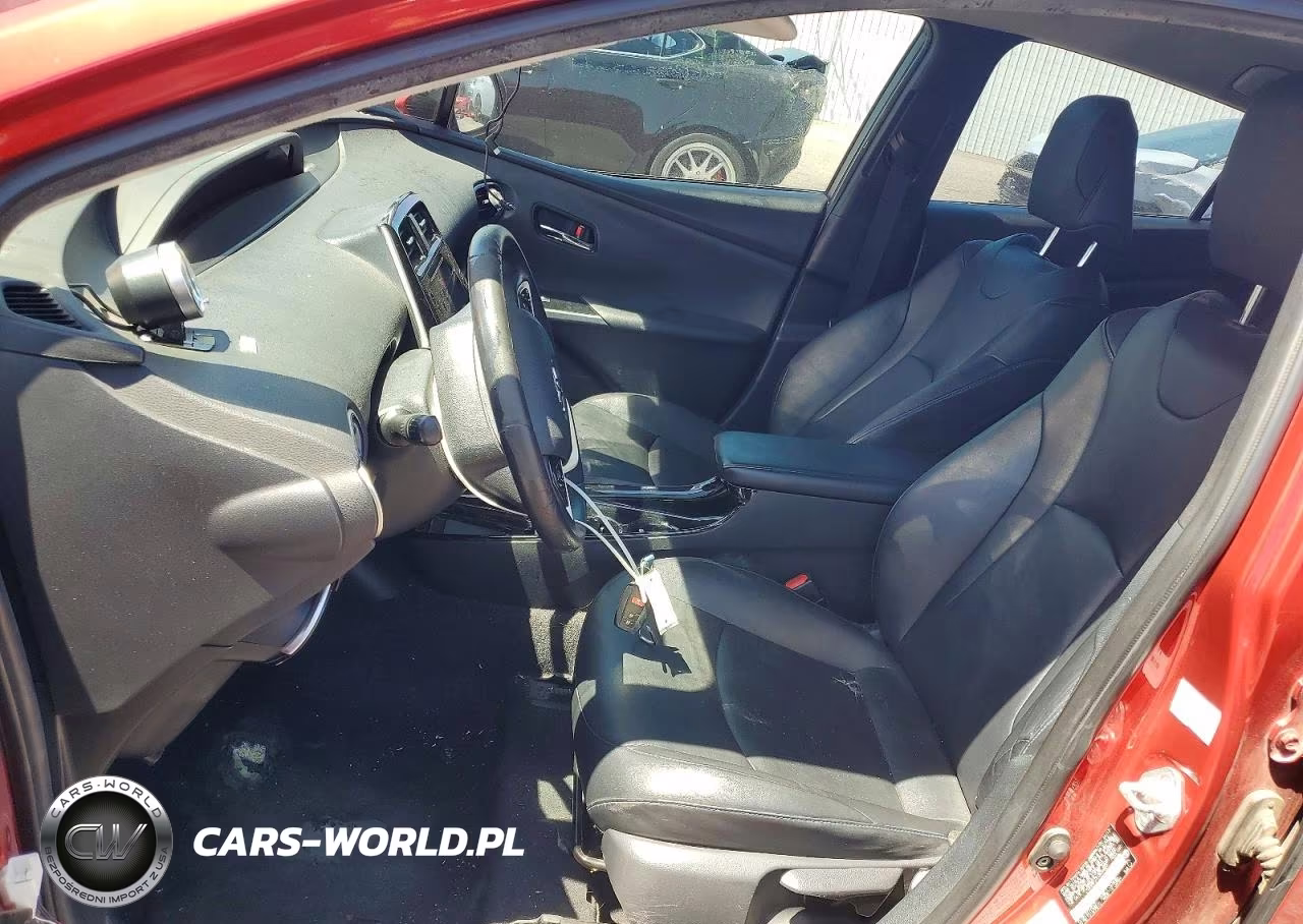 2017 Toyota Prius Three Touring VIN:JTDKARFU7H3534823 - 7