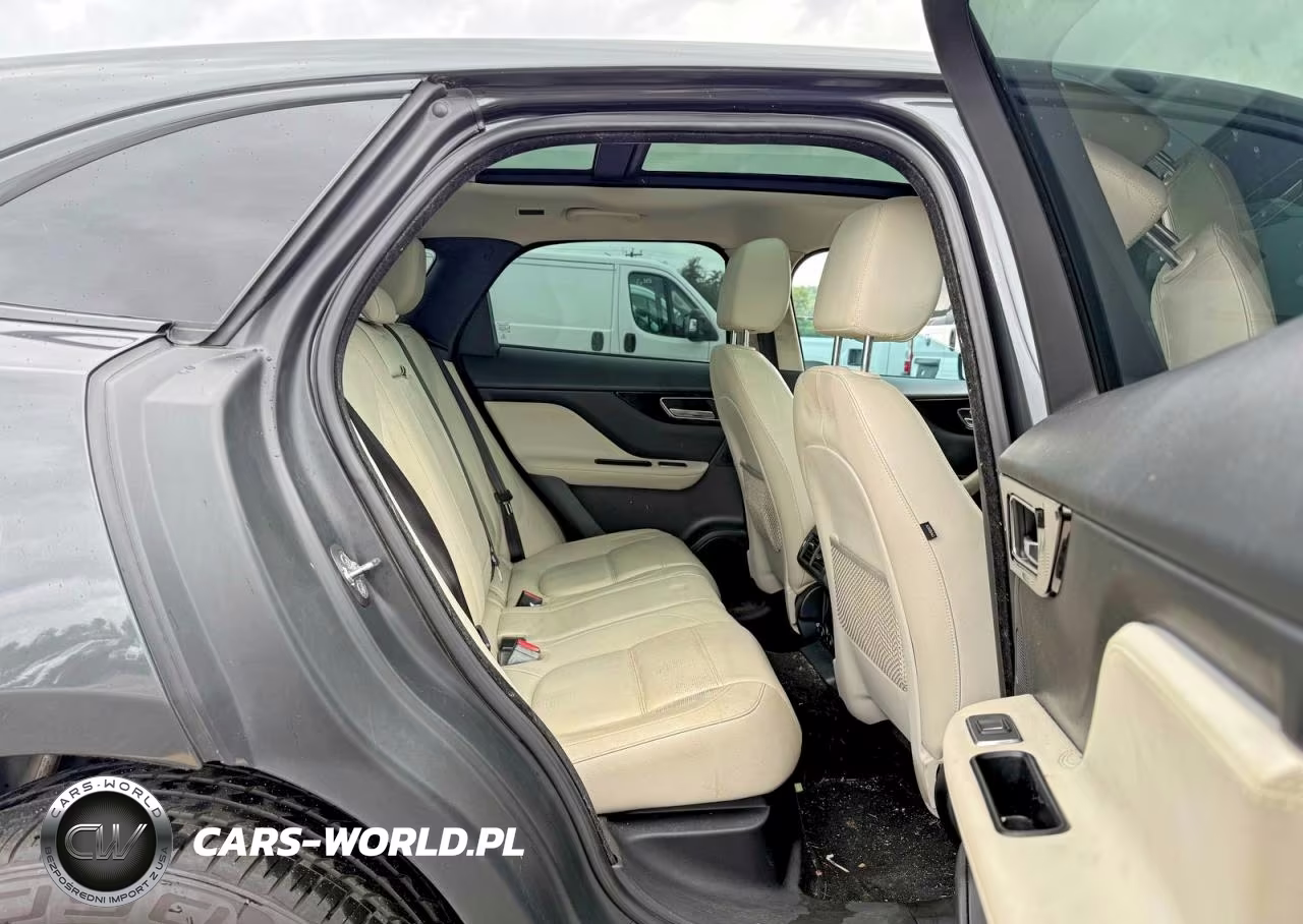 2017 Jaguar F-Pace Prestige VIN:SADCK2BN0HA087453 - 6