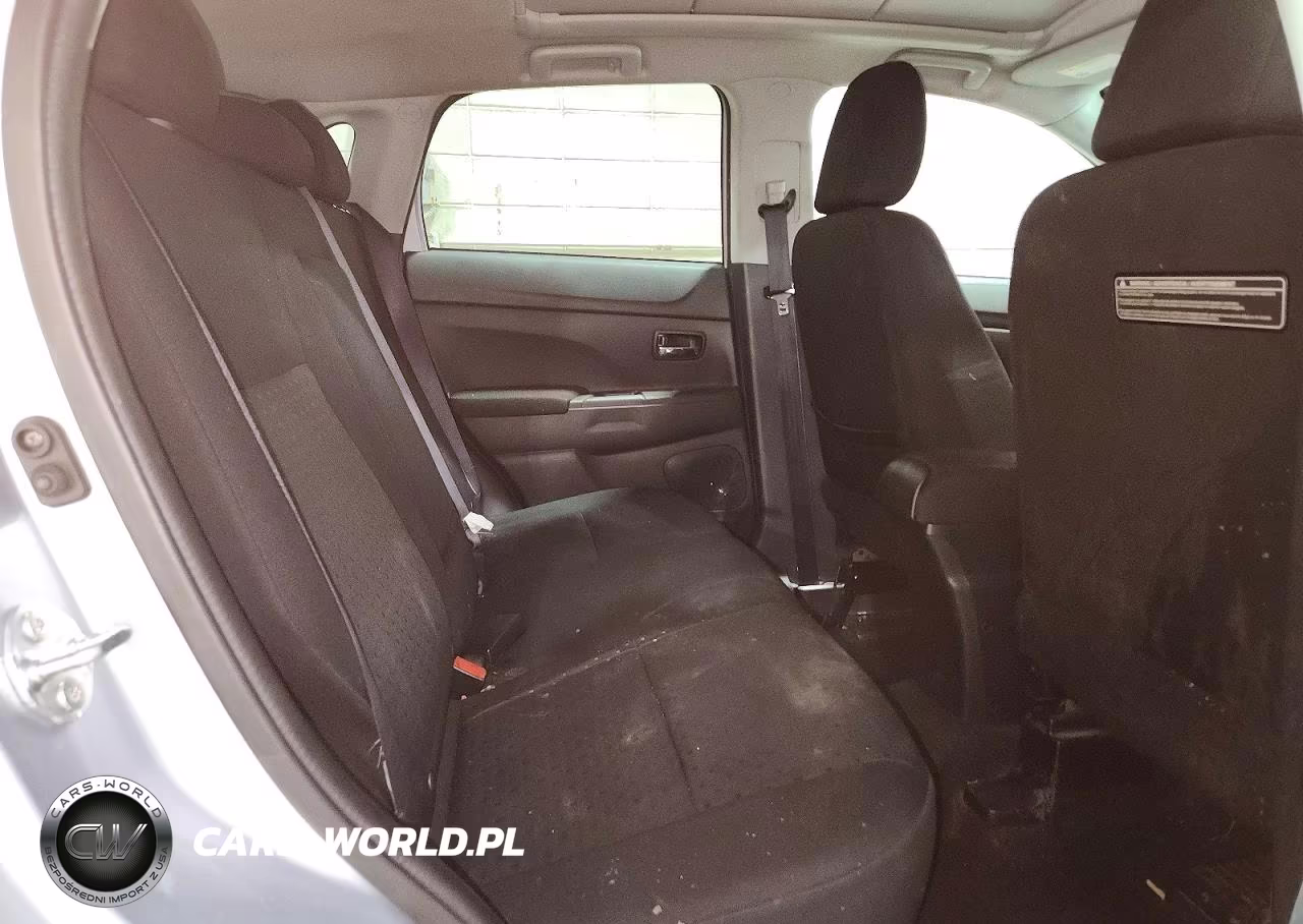 2012 Mitsubishi Outlander Sport Se VIN:JA4AR4AU7CZ011977 - 11