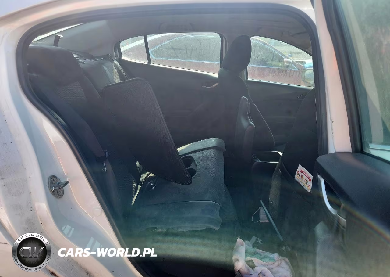 2016 Mazda 3 Touring VIN:3MZBM1V75GM281029 - 10