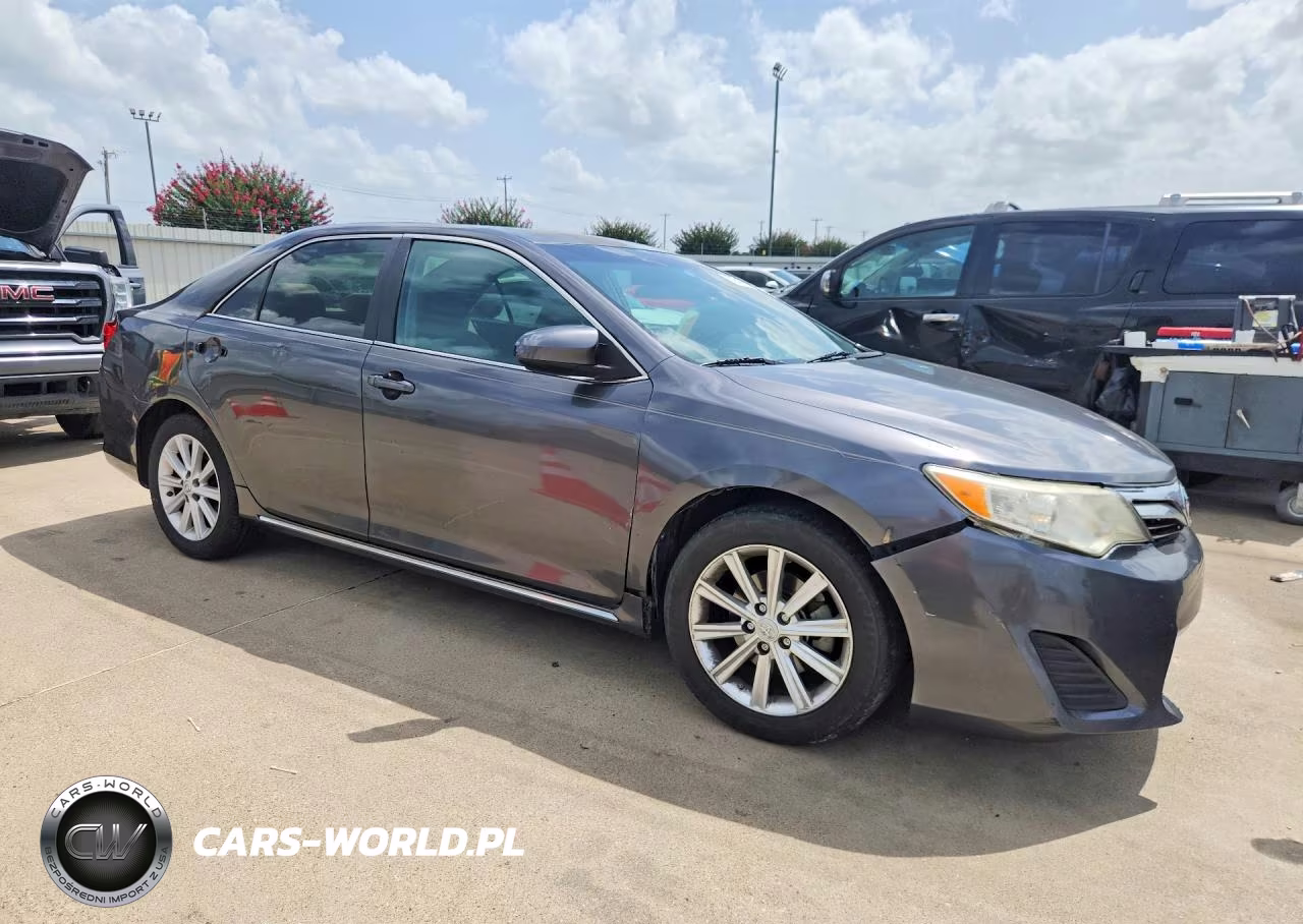 2013 Toyota Camry Le VIN:4T4BF1FK8DR299873 - 4