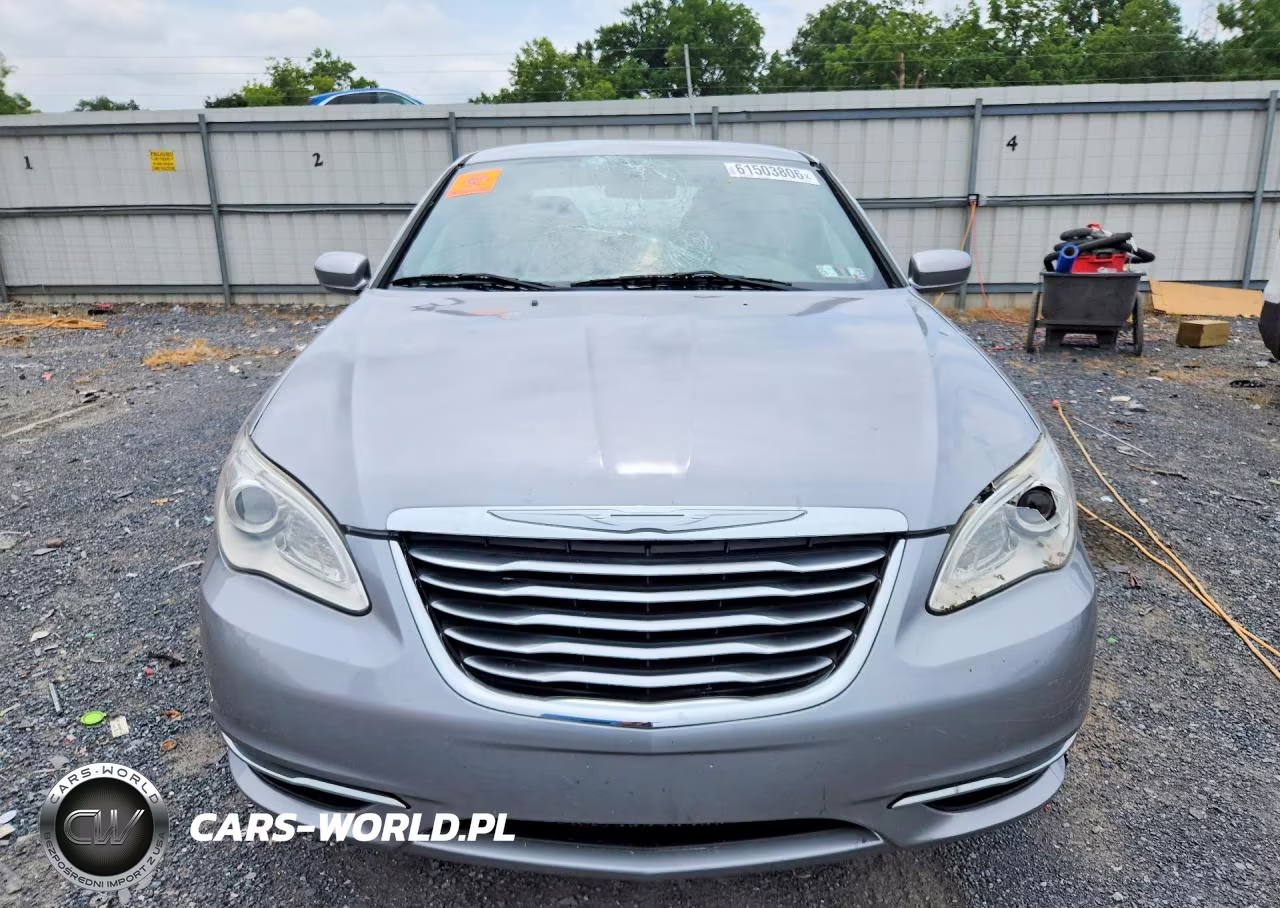 2014 Chrysler 200 Lx VIN:1C3CCBAB2EN146723 - 5