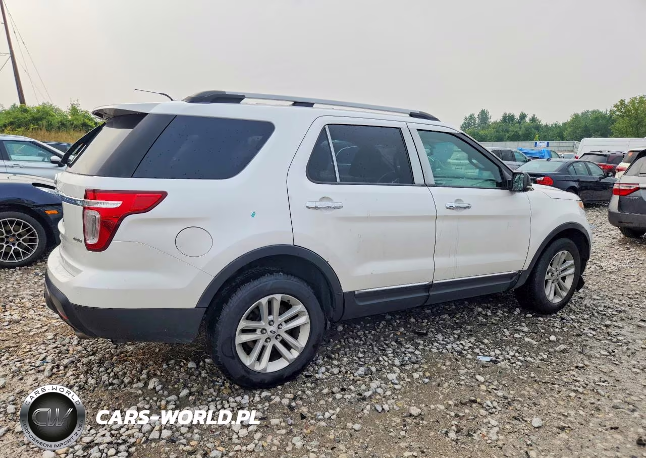 2011 Ford Explorer Xlt VIN:1FMHK8D80BGA13011 - 3