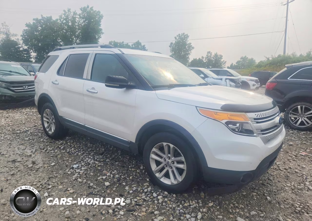 2011 Ford Explorer Xlt VIN:1FMHK8D80BGA13011 - 4