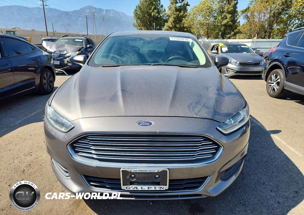 2013 Ford Fusion S VIN:3FA6P0G71DR267703 - 5