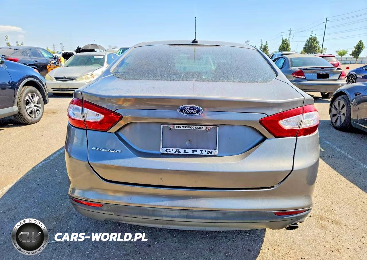 2013 Ford Fusion S VIN:3FA6P0G71DR267703 - 6