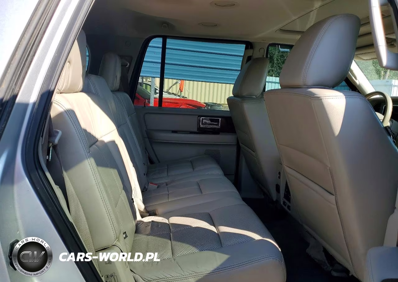 2011 Lincoln Navigator VIN:5LMJJ2J51BEJ06284 - 11