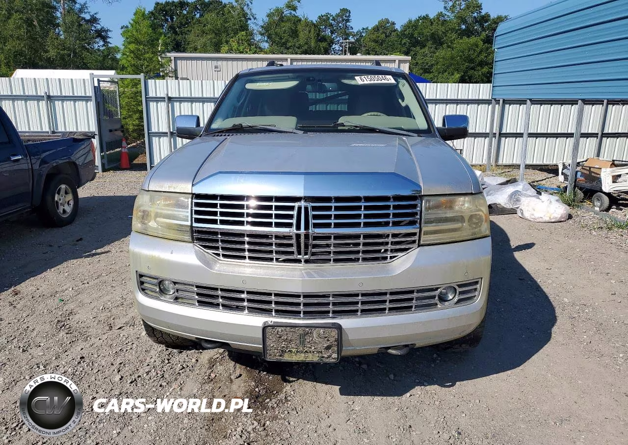 2011 Lincoln Navigator VIN:5LMJJ2J51BEJ06284 - 5