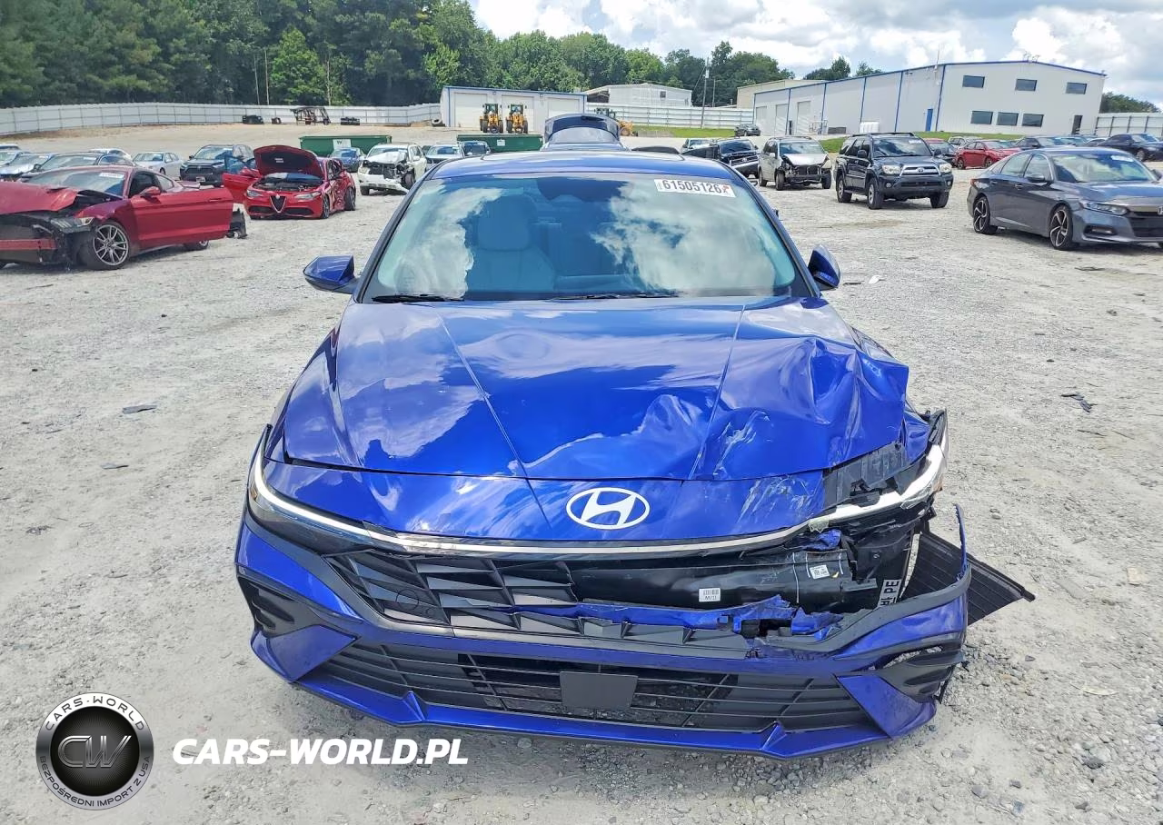 2026 Hyundai Elantra Limited VIN:KMHLP4DG2TU105624 - 5