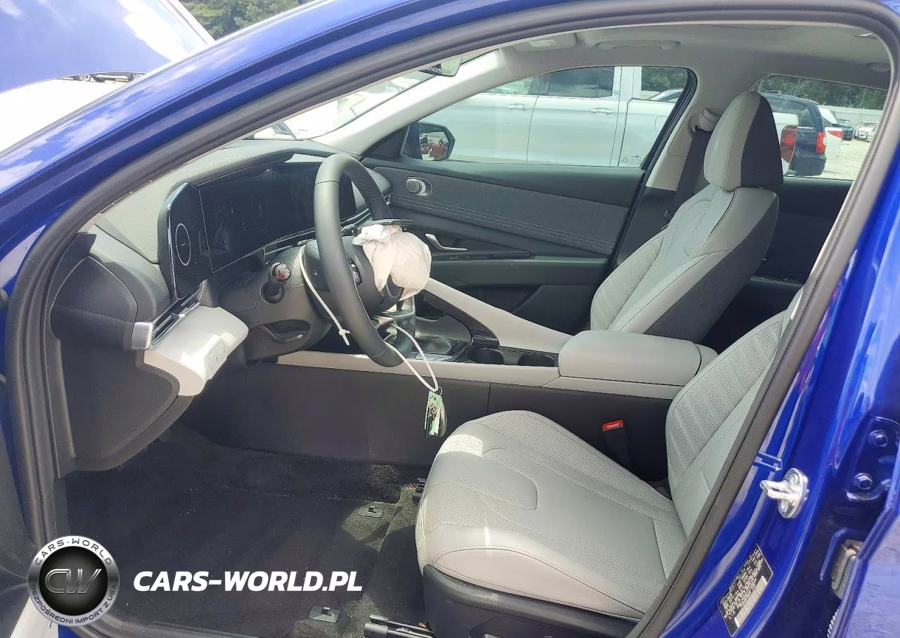 2026 Hyundai Elantra Limited VIN:KMHLP4DG2TU105624 - 7