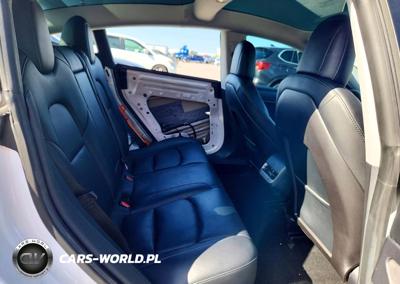 2020 Tesla Model 3 VIN:5YJ3E1EA4LF658724 - 10