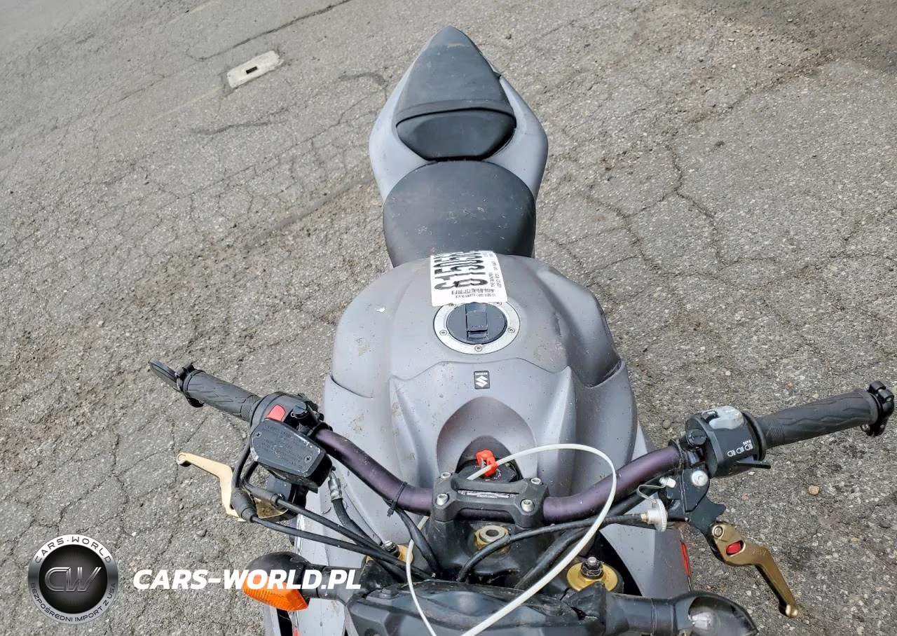 2017 Suzuki Gsx-S1000A VIN:JS1GT7AAXH2100039 - 5