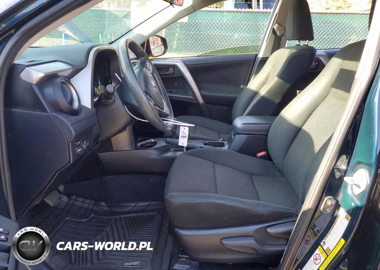 2018 Toyota Rav4 Le VIN:JTMZFREV8JJ738462 - 7