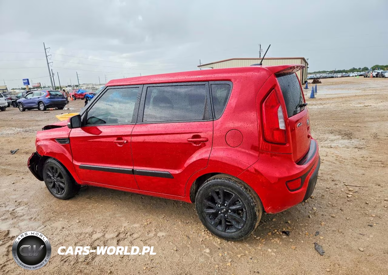 2013 Kia Soul + VIN:KNDJT2A60D7566117 - 2