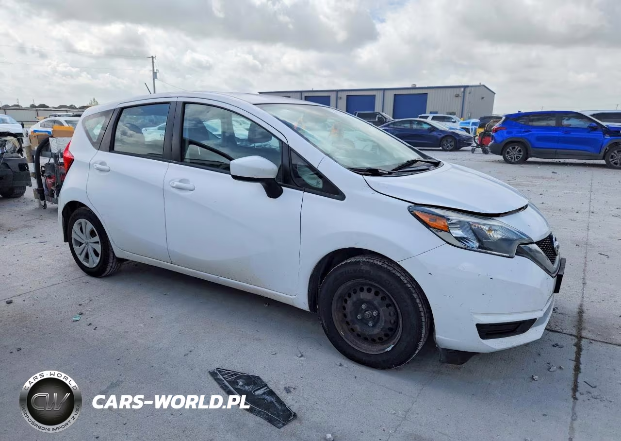 2018 Nissan Versa Note Sv VIN:3N1CE2CP4JL365405 - 4