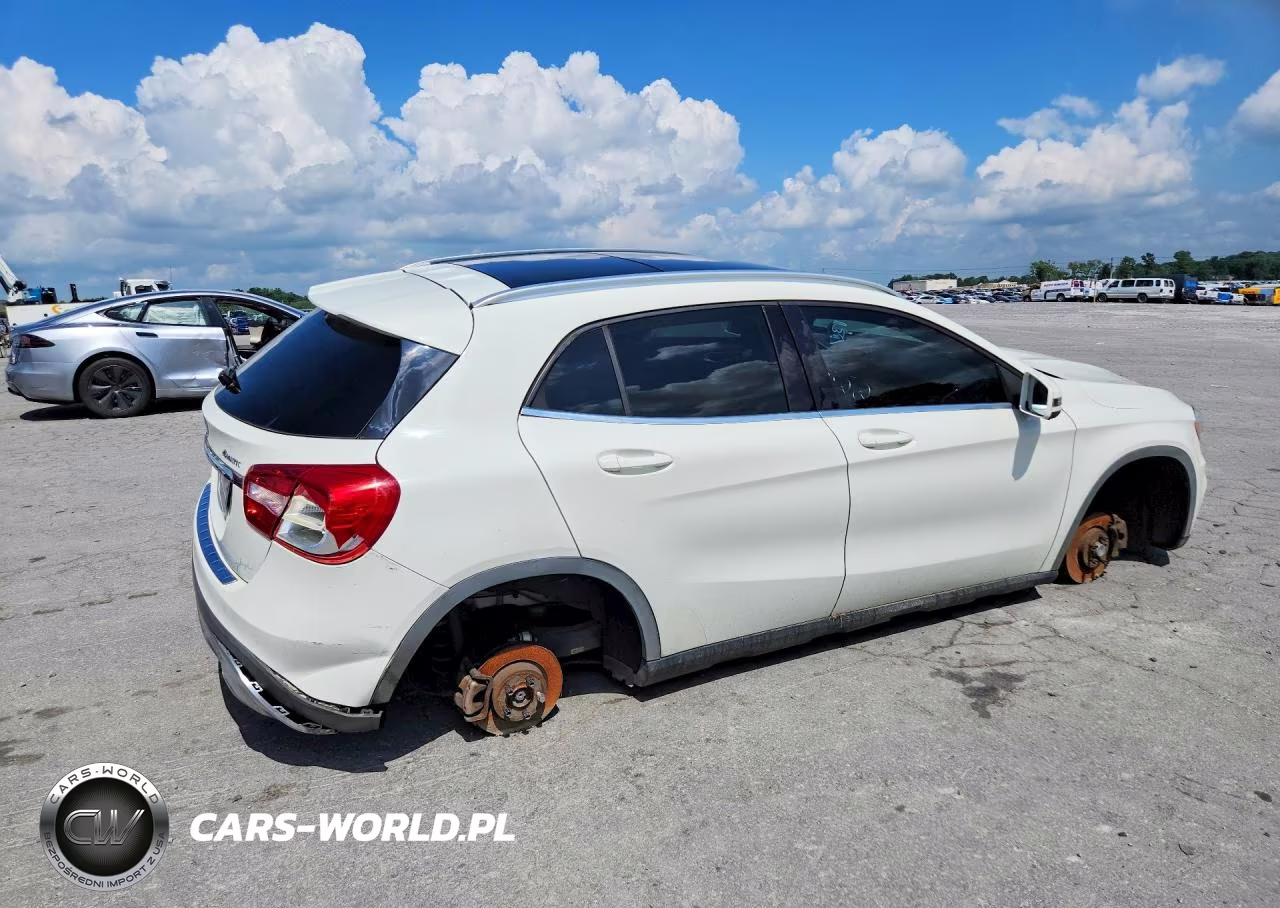 2015 Mercedes-Benz Gla 250 4Matic VIN:WDCTG4GB4FJ136653 - 3