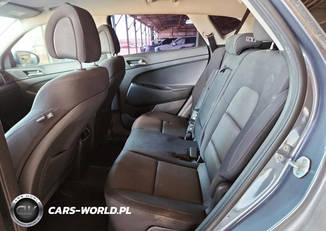 2017 Hyundai Tucson Sport VIN:KM8J33A29HU377844 - 10