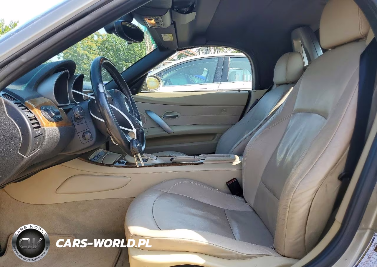 2005 BMW Z4 2.5 VIN:4USBT33545LS57946 - 7