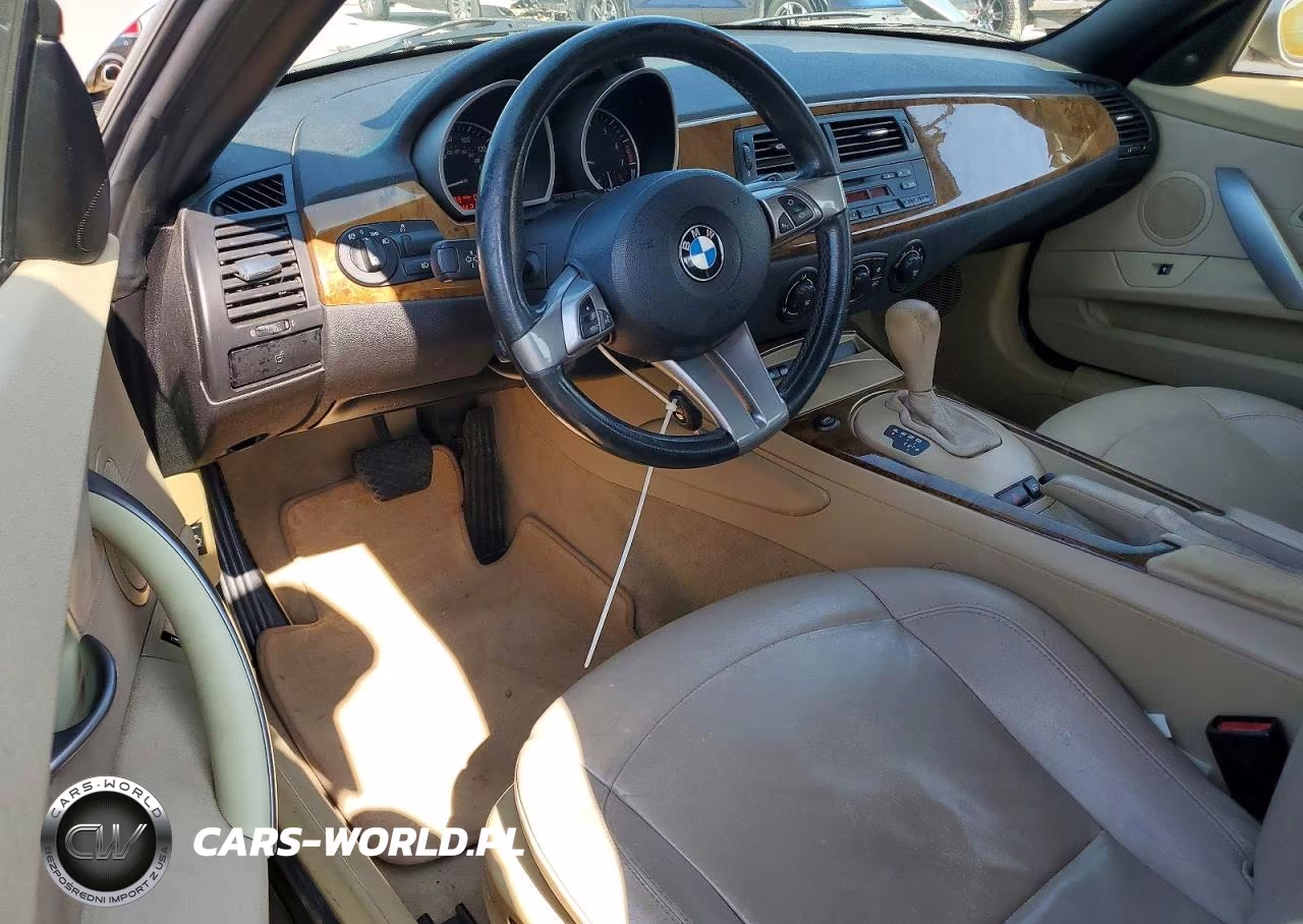 2005 BMW Z4 2.5 VIN:4USBT33545LS57946 - 8