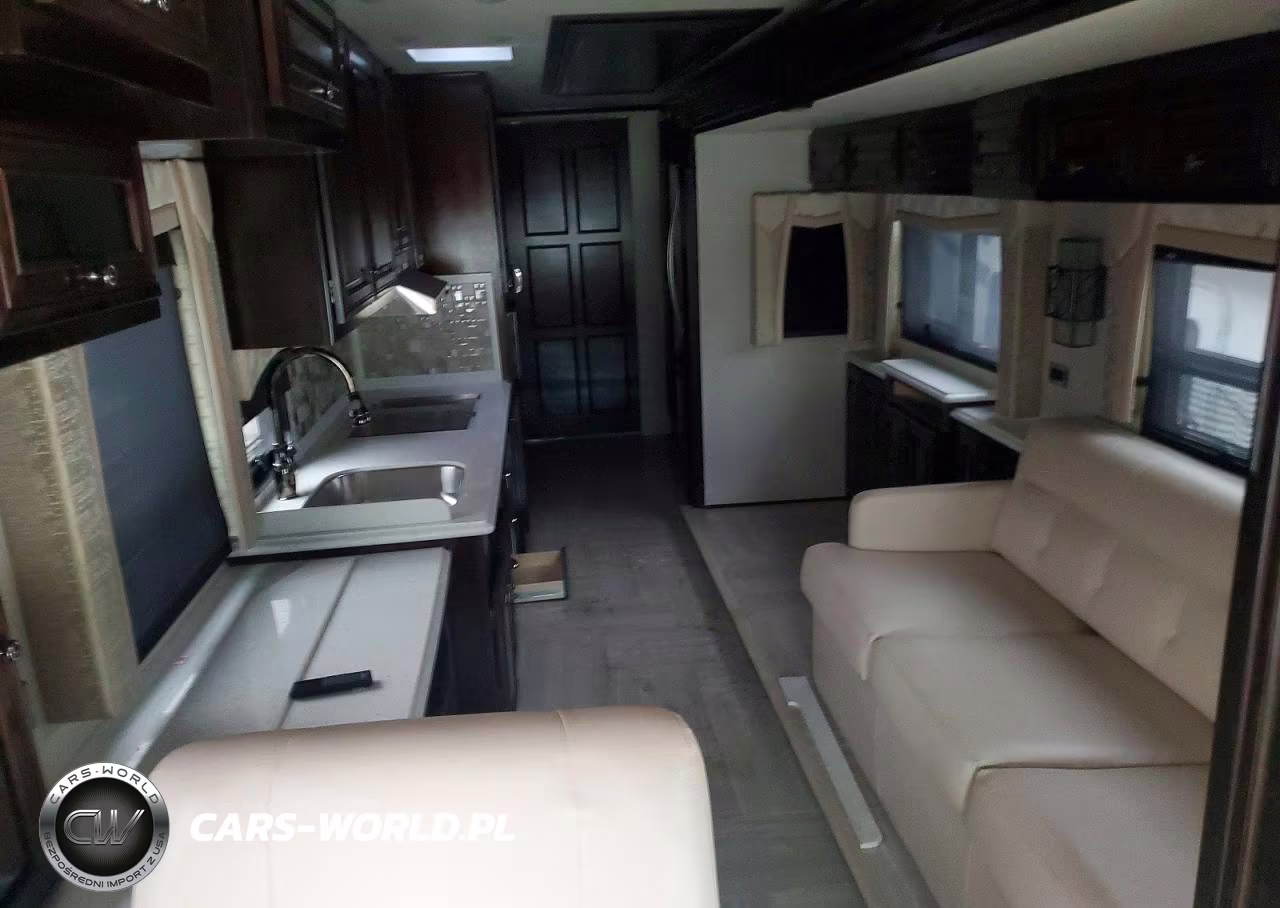 2018 Freightliner Chassis Xc - Rv VIN:4UZFCHFE4JCJV3673 - 6