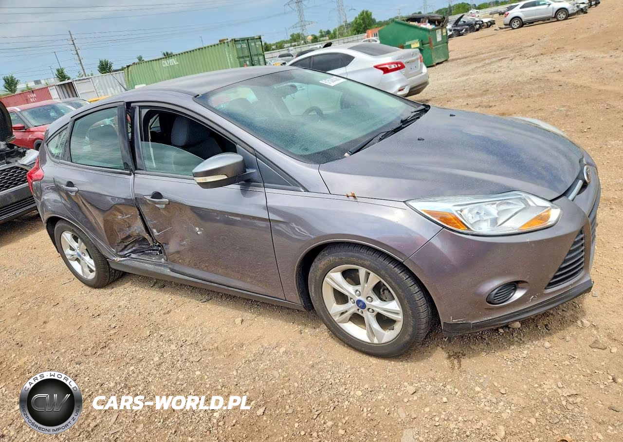 2013 Ford Focus Se VIN:1FADP3K22DL175485 - 4