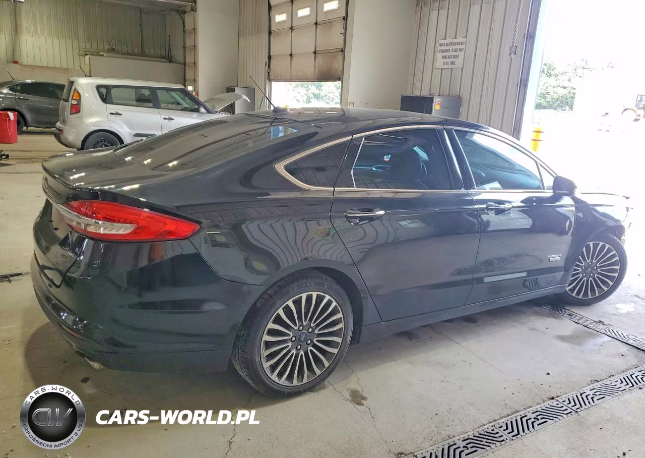 2017 Ford Fusion Se Phev VIN:3FA6P0PU2HR148196 - 3