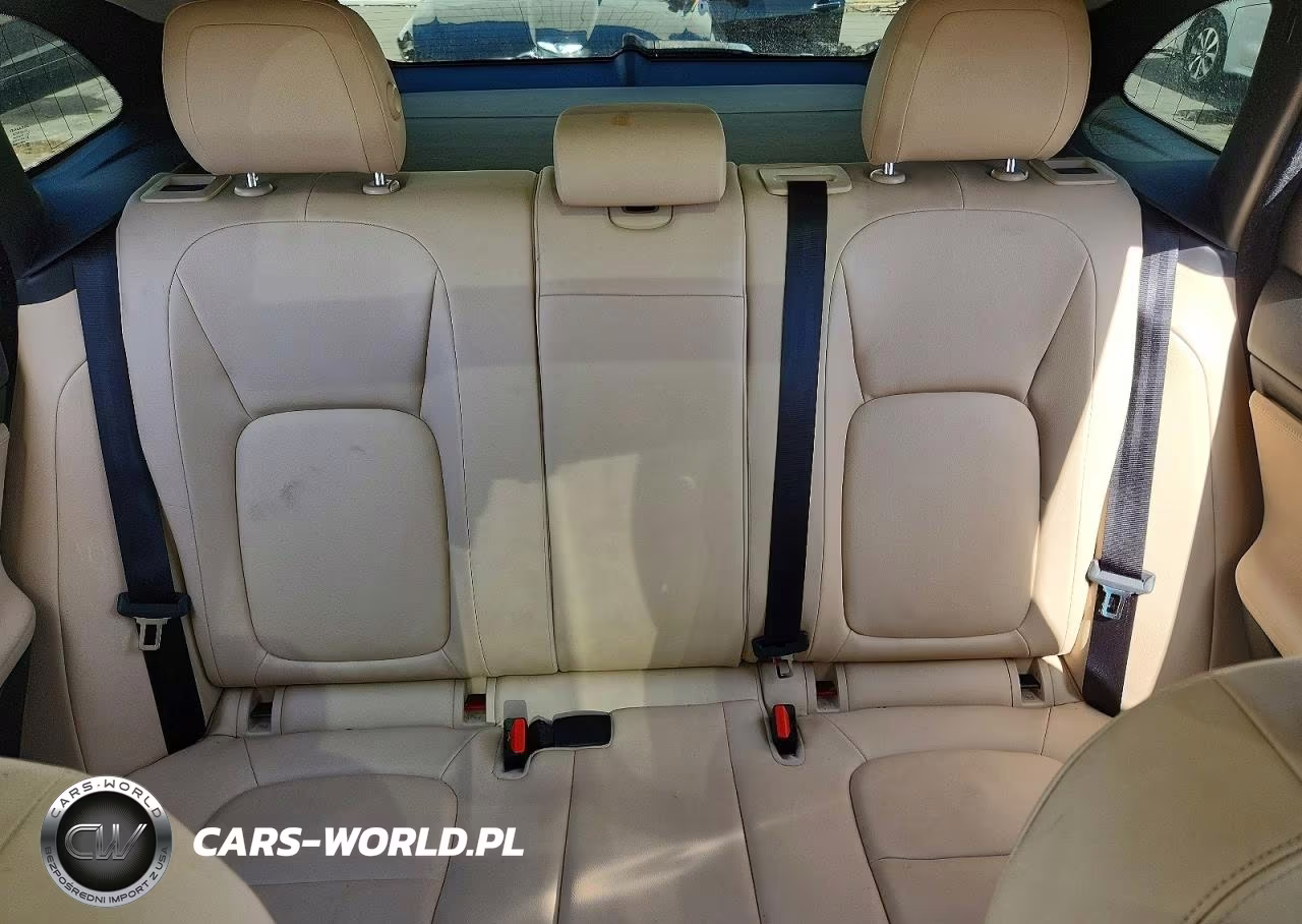 2018 Jaguar F-Pace Premium VIN:SADCJ2EV9JA257300 - 10