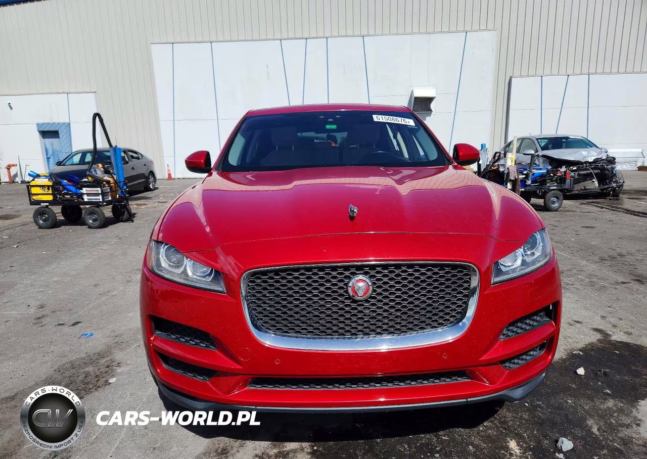 2018 Jaguar F-Pace Premium VIN:SADCJ2EV9JA257300 - 5
