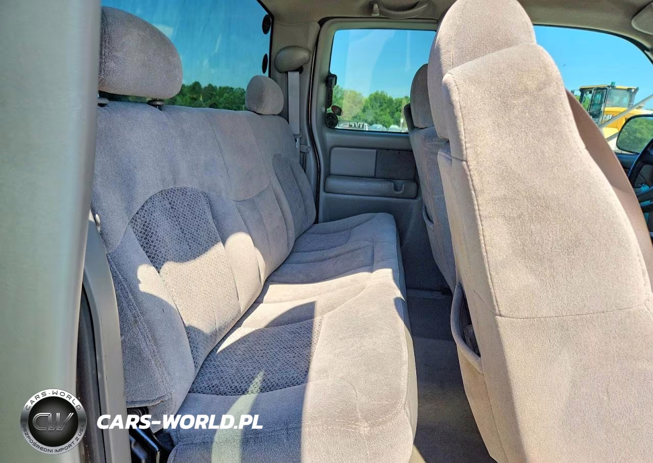 2000 Chevrolet Silverado K1500 VIN:1GCEK19T3YE365838 - 10