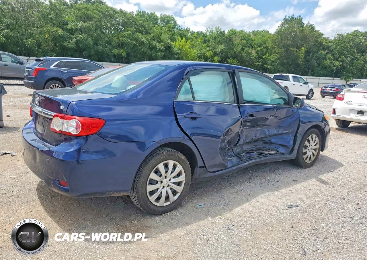 2013 Toyota Corolla Le VIN:5YFBU4EE9DP161774 - 3