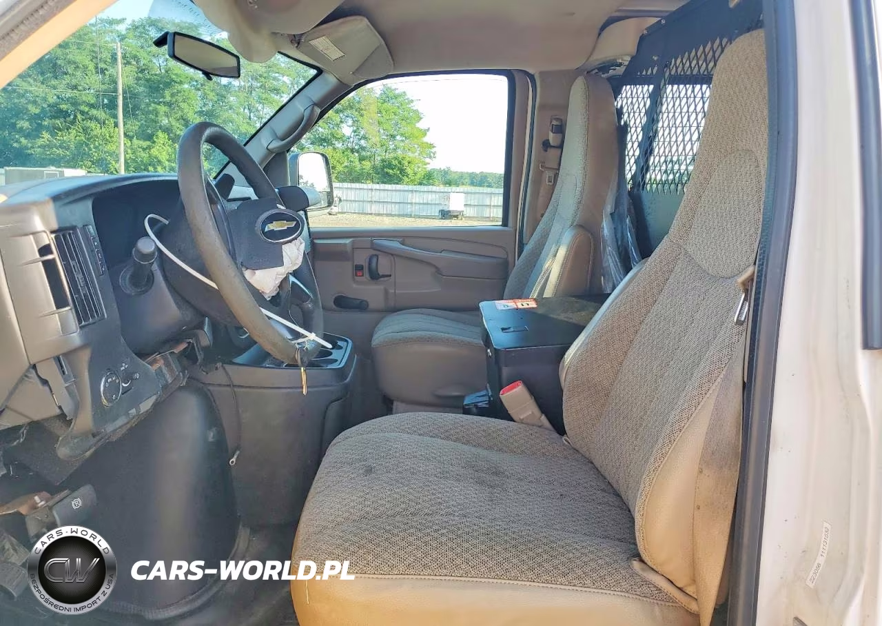 2011 Chevrolet Express G2500 VIN:1GCWGFCAXB1180730 - 7