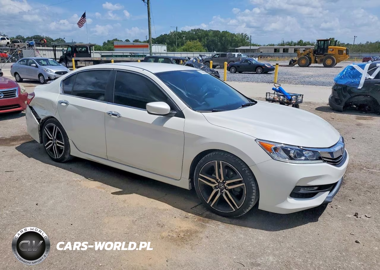 2016 Honda Accord Sport VIN:1HGCR2F58GA015918 - 4