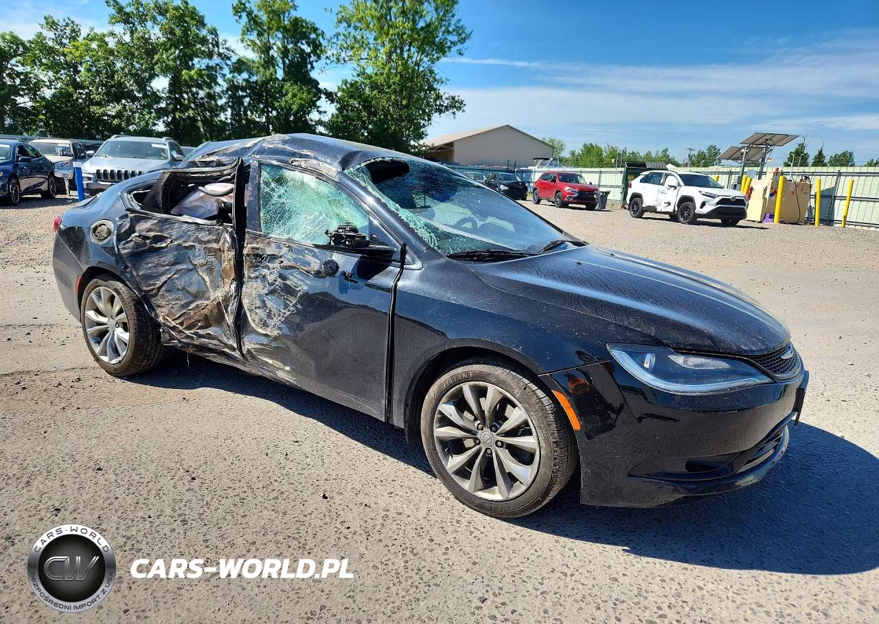2015 Chrysler 200 S VIN:1C3CCCDG4FN615695 - 4