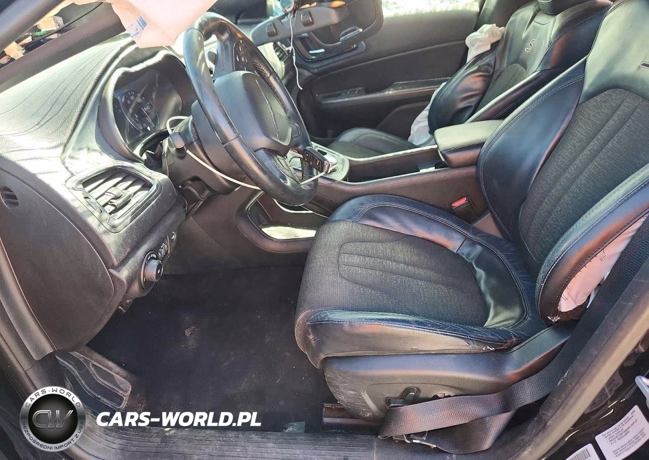 2015 Chrysler 200 S VIN:1C3CCCDG4FN615695 - 7