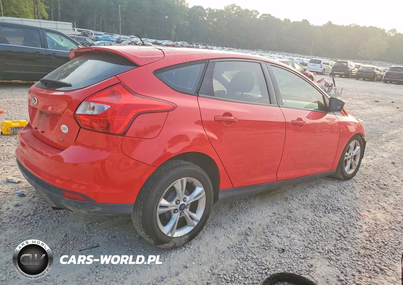 2013 Ford Focus Se VIN:1FADP3K28DL317970 - 3