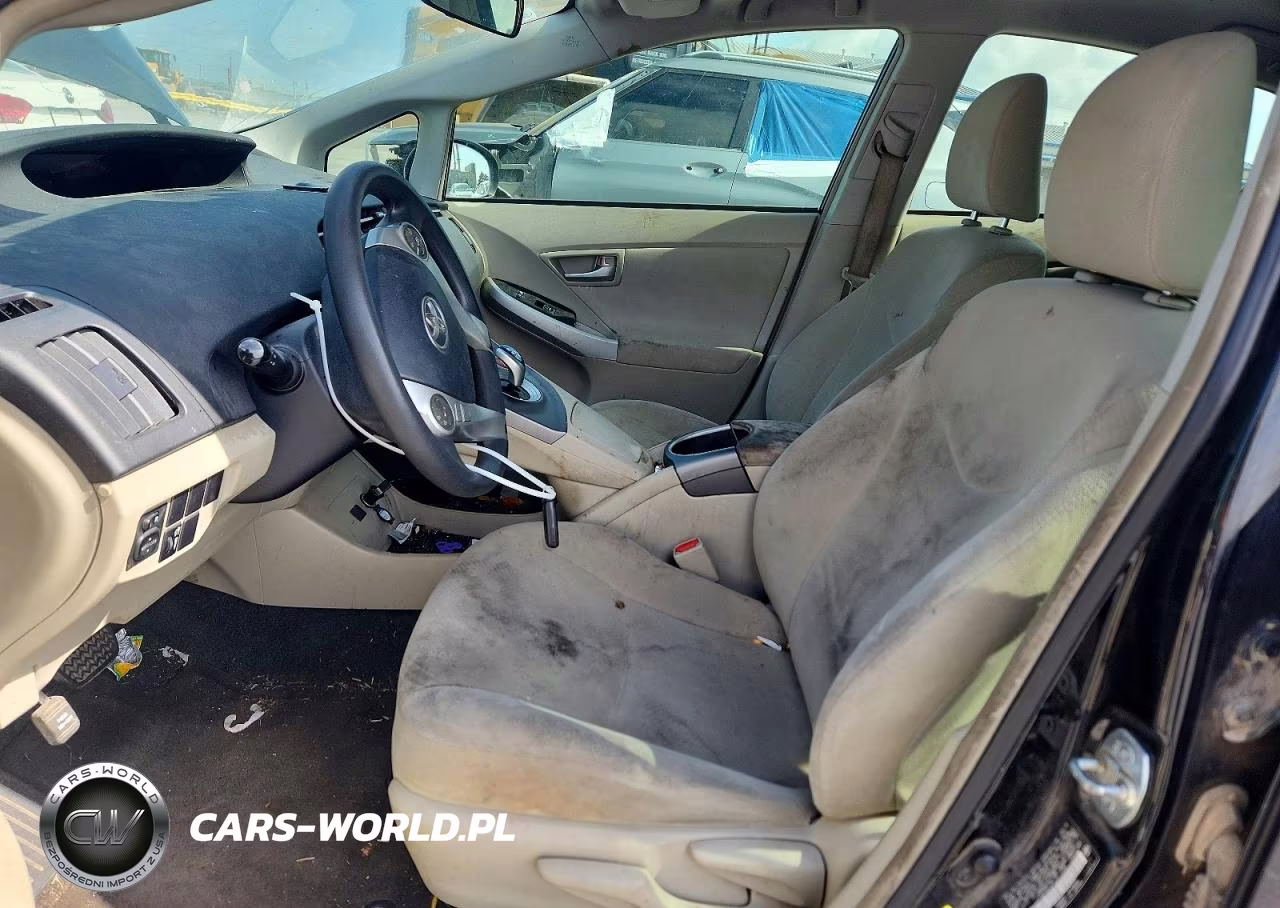 2014 Toyota Prius Three VIN:JTDKN3DU2E1811938 - 7