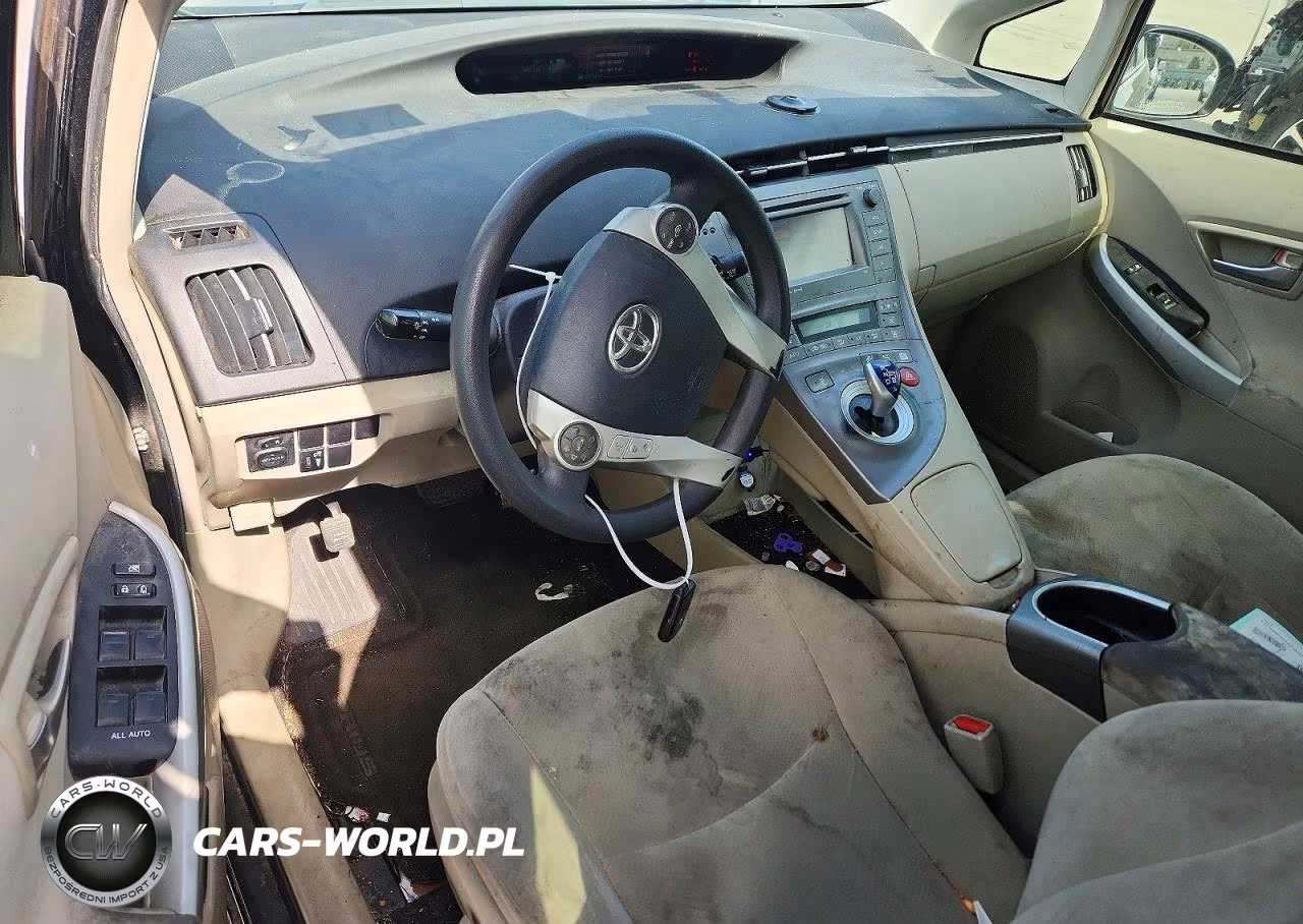 2014 Toyota Prius Three VIN:JTDKN3DU2E1811938 - 8