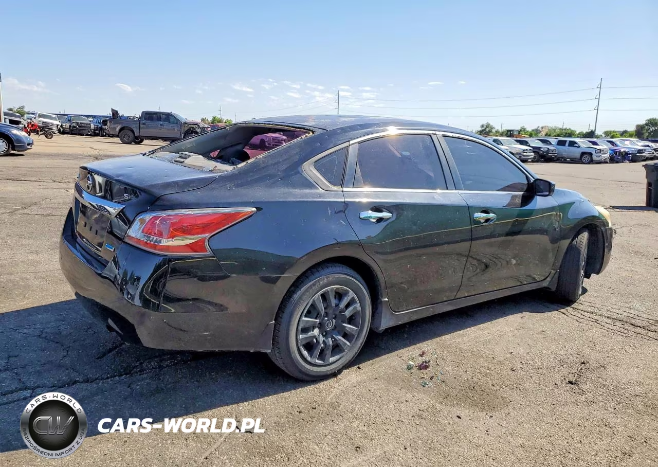 2014 Nissan Altima 2.5 S VIN:1N4AL3AP1EN216612 - 3