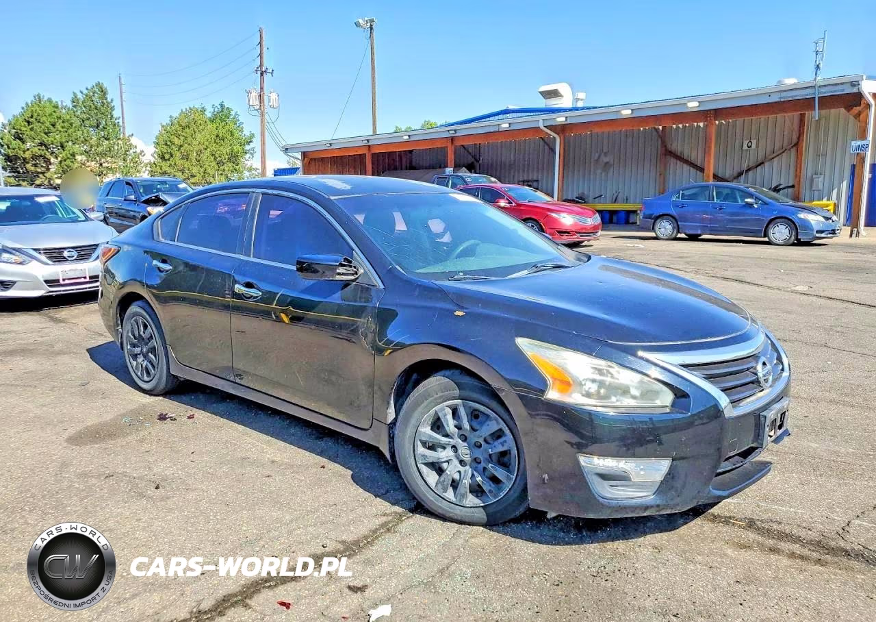 2014 Nissan Altima 2.5 S VIN:1N4AL3AP1EN216612 - 4