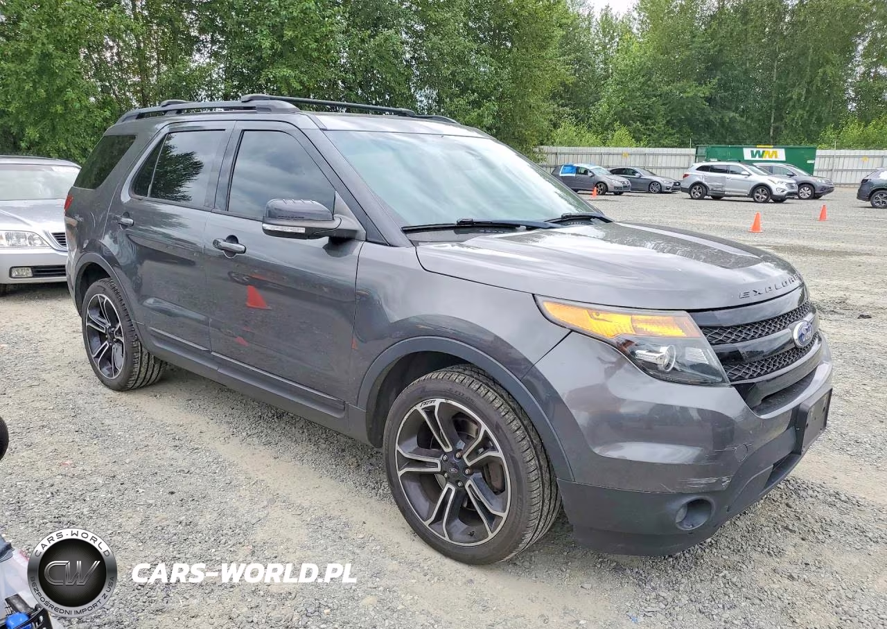 2015 Ford Explorer Sport VIN:1FM5K8GT4FGB81386 - 4