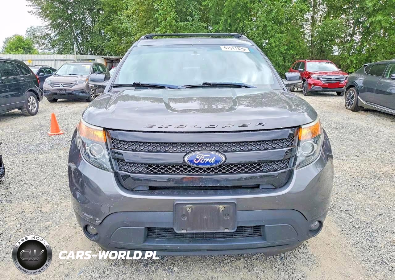 2015 Ford Explorer Sport VIN:1FM5K8GT4FGB81386 - 5