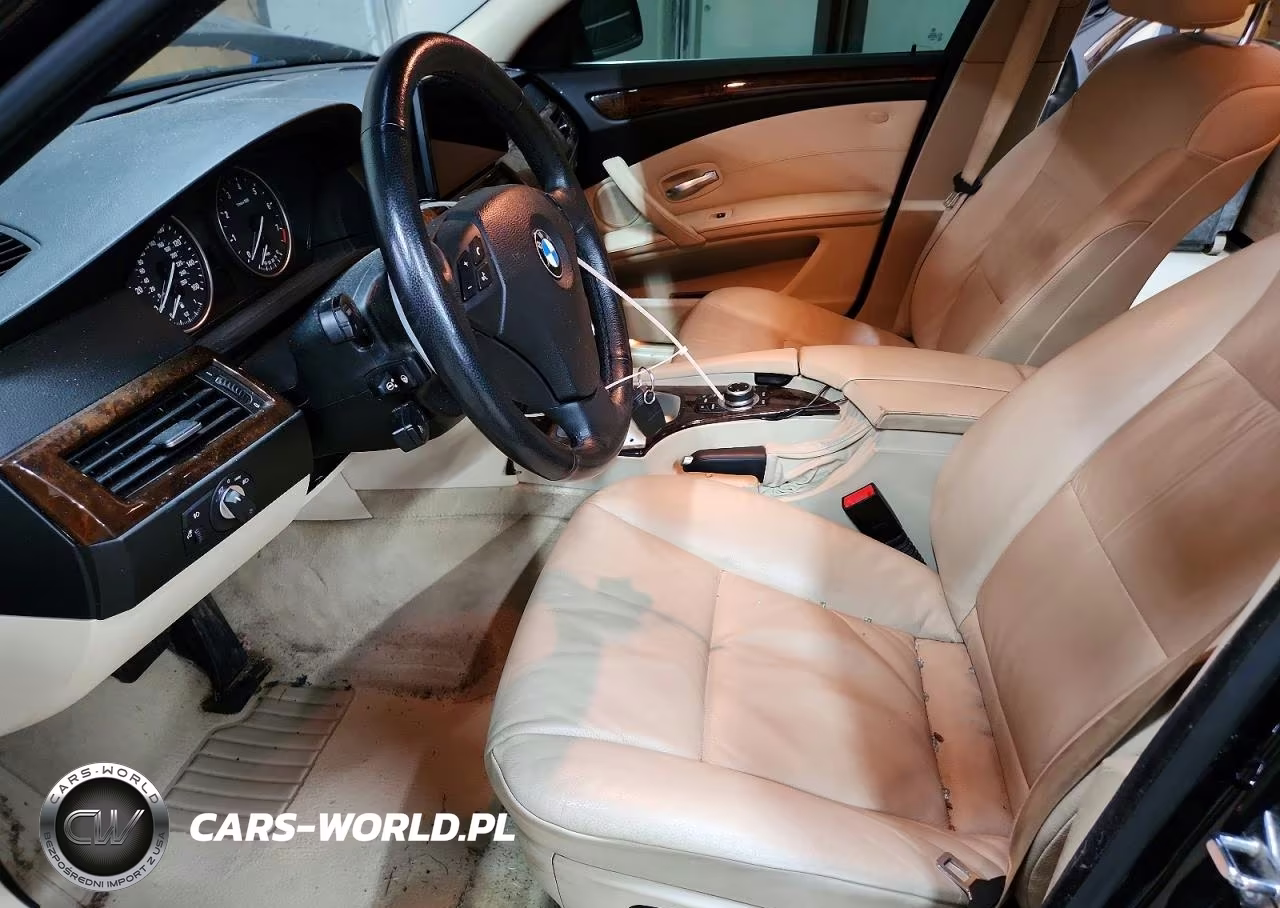 2010 BMW 535 Xi VIN:WBANV9C55AC137029 - 7