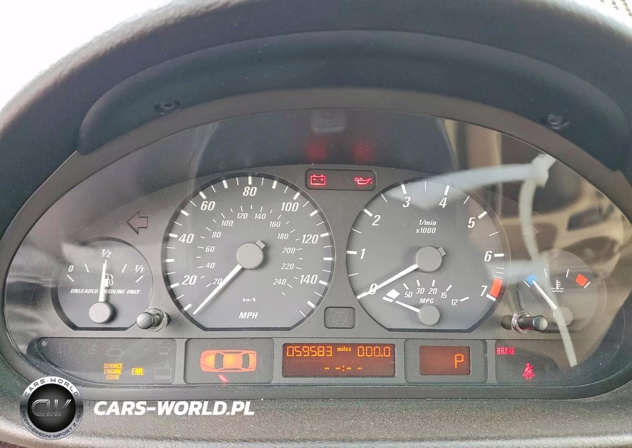 2006 BMW 325 VIN:WBABW33456PX85586 - 9